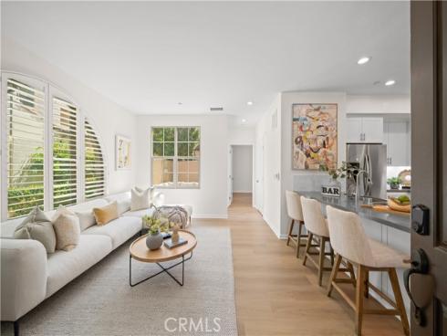 112 Tallowood , Irvine, CA