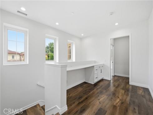 64  Maple Ash  , Irvine, CA