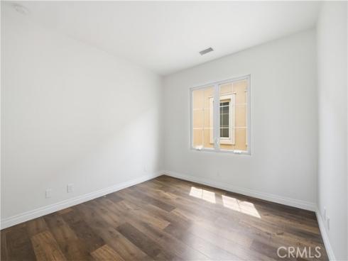 64  Maple Ash  , Irvine, CA