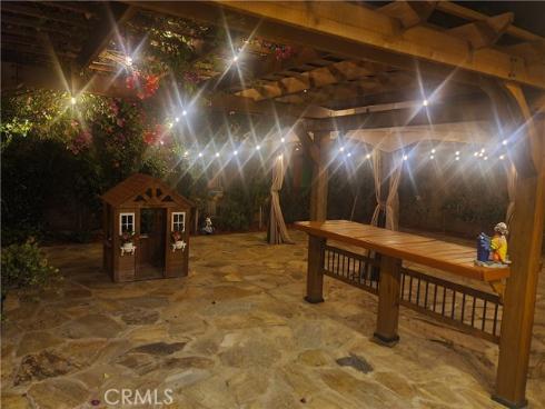 64  Maple Ash  , Irvine, CA