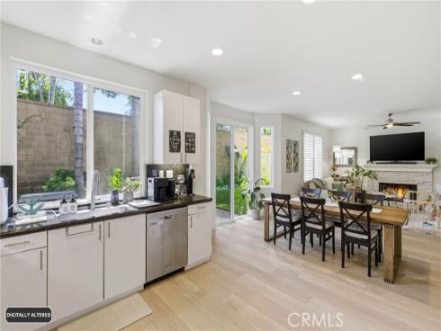 102  Millbrook  , Irvine, CA