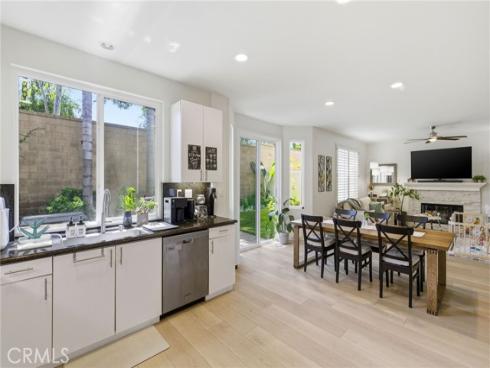 102  Millbrook  , Irvine, CA