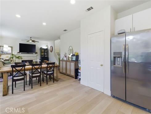 102  Millbrook  , Irvine, CA