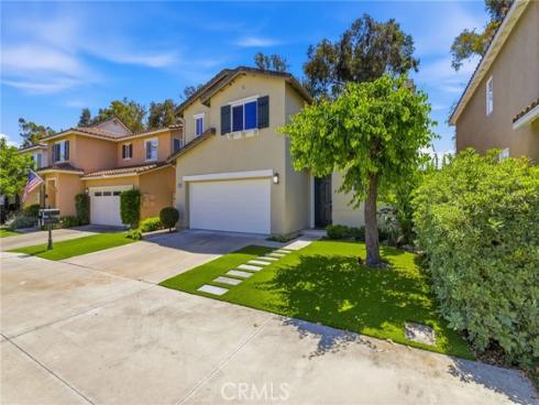 102  Millbrook  , Irvine, CA