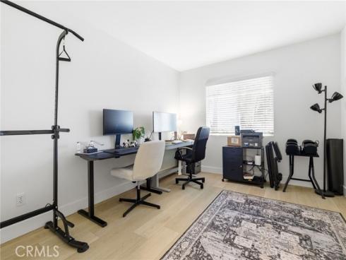 102  Millbrook  , Irvine, CA