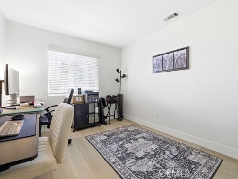 102  Millbrook  , Irvine, CA