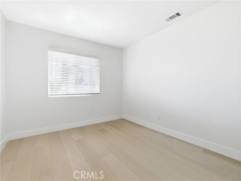 102  Millbrook  , Irvine, CA