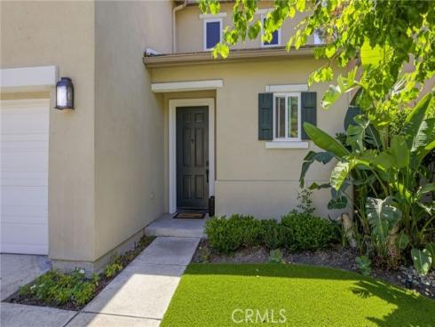 102  Millbrook  , Irvine, CA