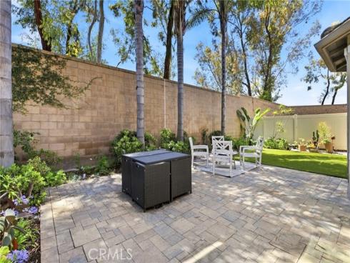 102  Millbrook  , Irvine, CA