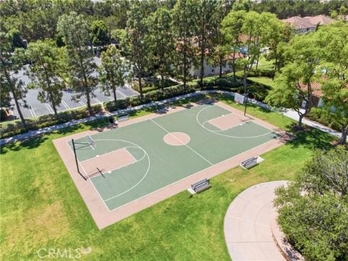 102  Millbrook  , Irvine, CA