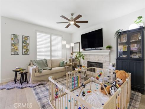 102  Millbrook  , Irvine, CA