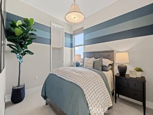 920  Chinon  , Irvine, CA