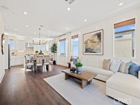 920  Chinon  , Irvine, CA