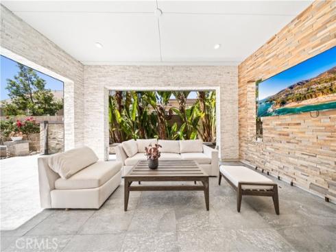 114  Interstellar  , Irvine, CA