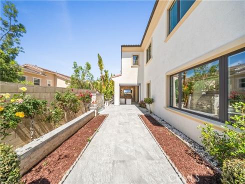 114  Interstellar  , Irvine, CA