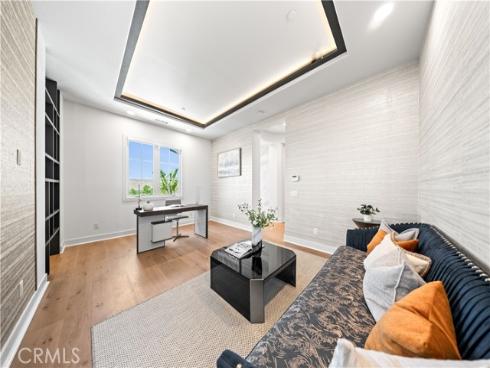 114  Interstellar  , Irvine, CA