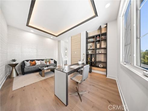 114  Interstellar  , Irvine, CA