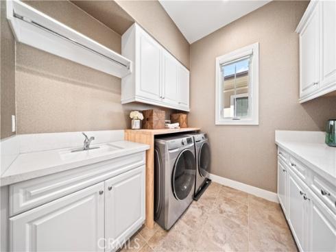 114  Interstellar  , Irvine, CA