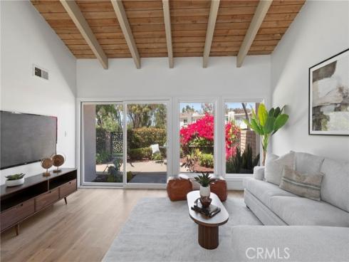 20  Mandrake  , Irvine, CA