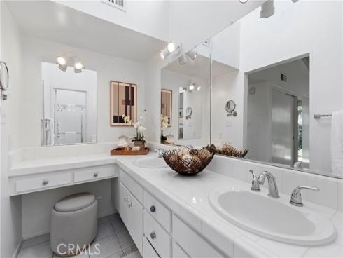 20  Mandrake  , Irvine, CA