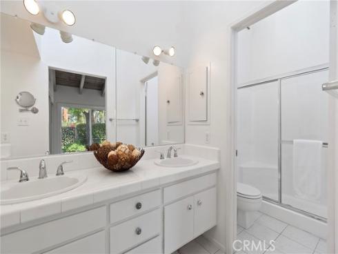 20  Mandrake  , Irvine, CA