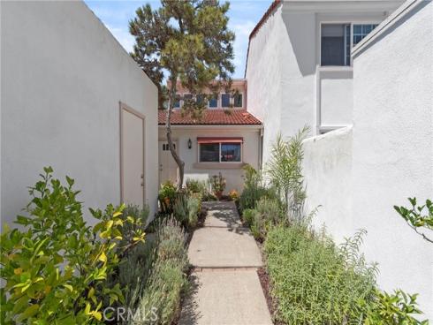 20  Mandrake  , Irvine, CA