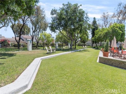 20  Mandrake  , Irvine, CA