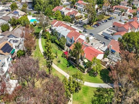 20  Mandrake  , Irvine, CA