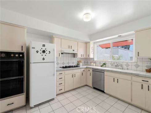 20  Mandrake  , Irvine, CA