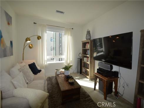 1536  Nolita  , Irvine, CA