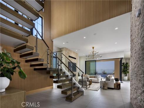 521  Blackberry  , Irvine, CA