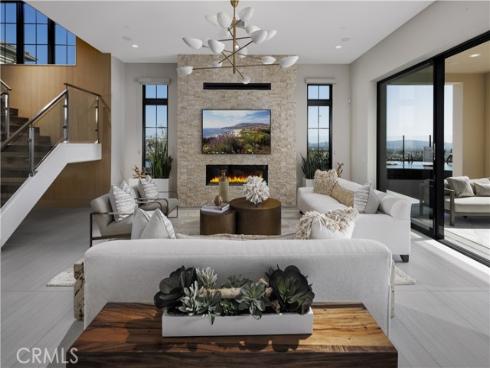 521  Blackberry  , Irvine, CA