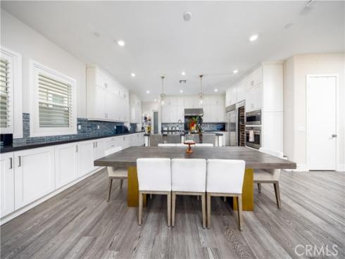 81  Ray  , Irvine, CA