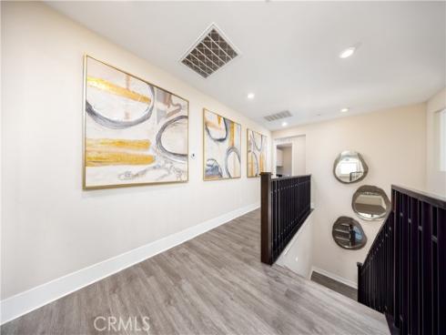 81  Ray  , Irvine, CA