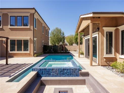 104  Shady Arbor  , Irvine, CA