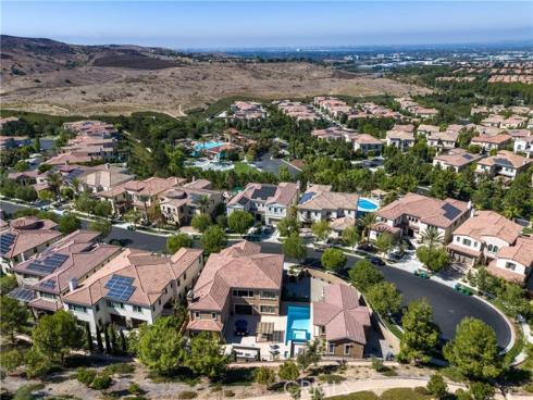 104  Shady Arbor  , Irvine, CA