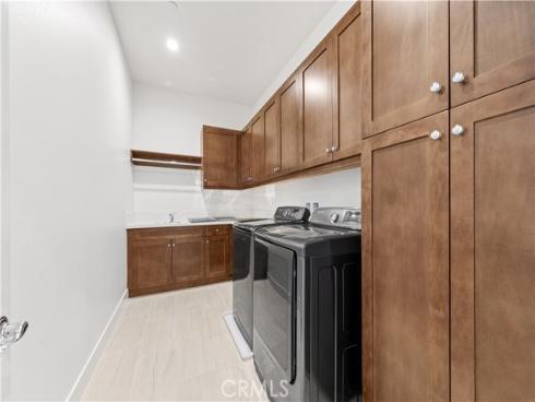 84 Eider Run, Irvine, CA