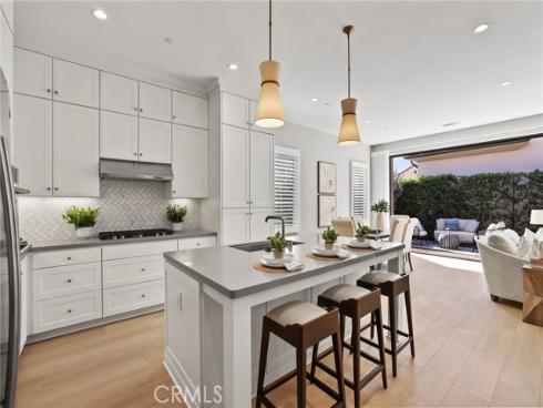 130  Donati  , Irvine, CA