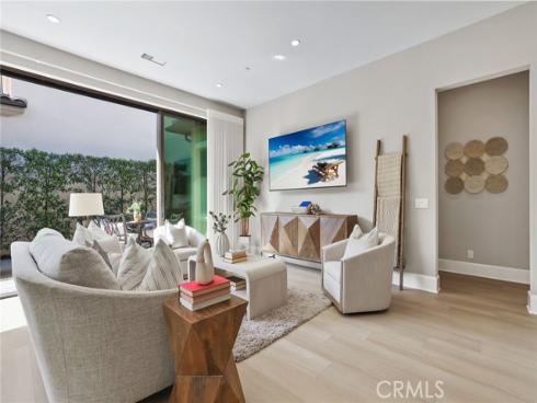 130  Donati  , Irvine, CA