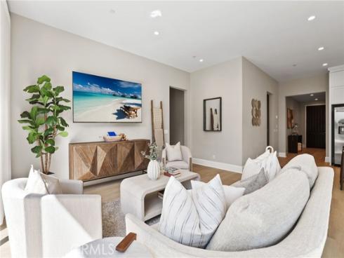 130  Donati  , Irvine, CA