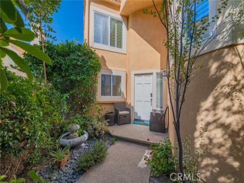 17  Las Cruces  , Irvine, CA