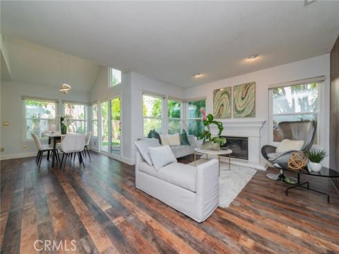 17  Las Cruces  , Irvine, CA