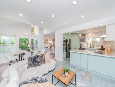 17  Las Cruces  , Irvine, CA