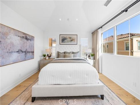 106  Albero  , Irvine, CA