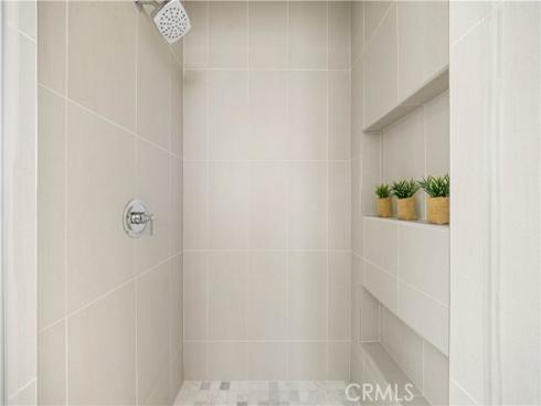 106  Albero  , Irvine, CA