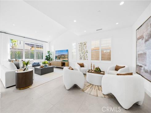 106  Albero  , Irvine, CA