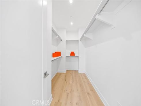 106  Albero  , Irvine, CA