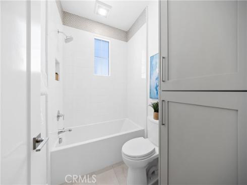 106  Albero  , Irvine, CA