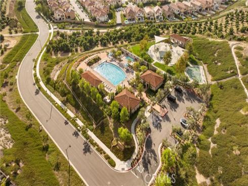 106  Albero  , Irvine, CA