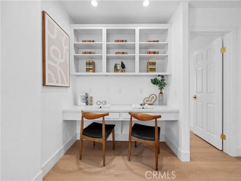 33  Winterfield   Road, Irvine, CA